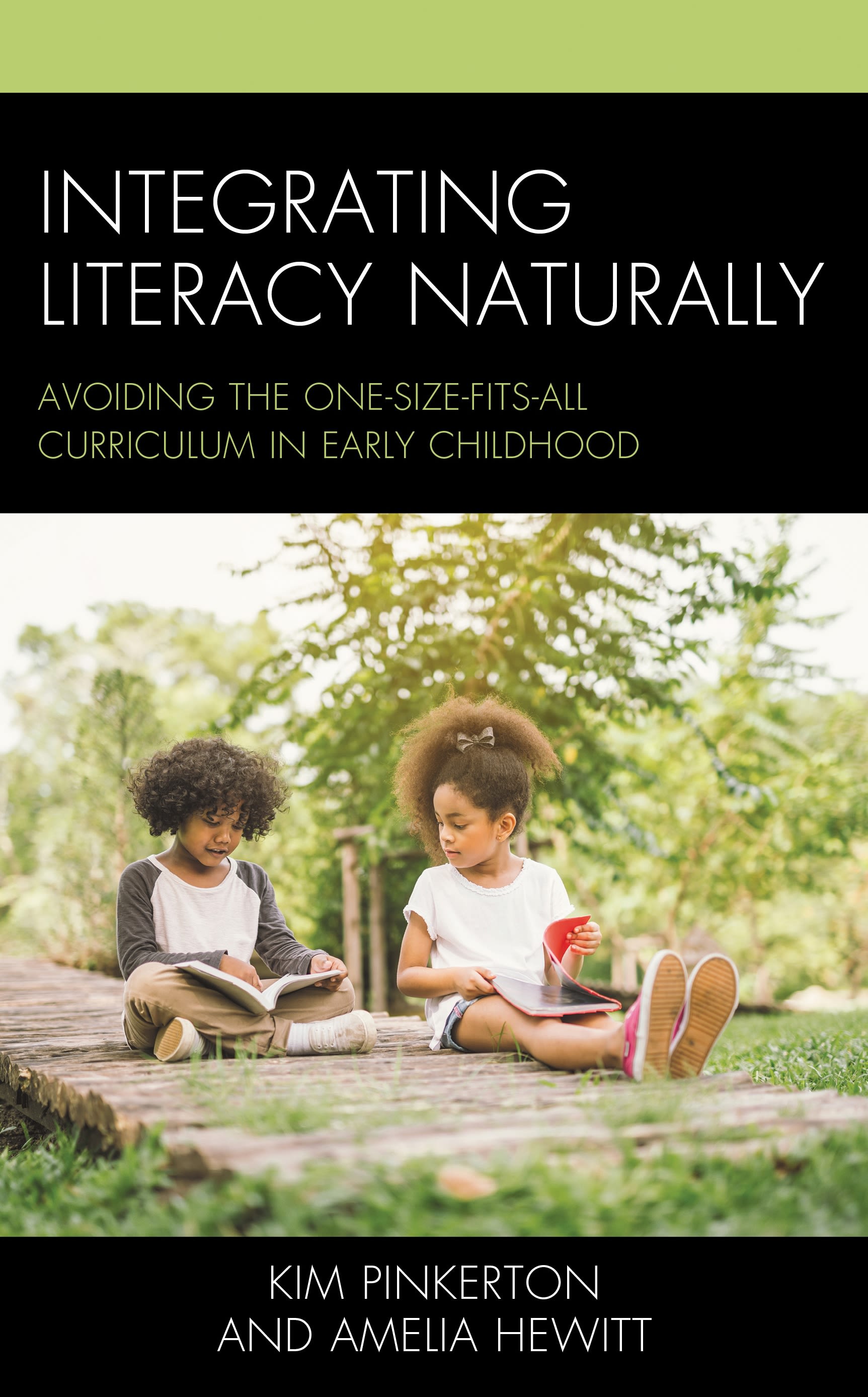 Cover image for Integrating Literacy Naturally