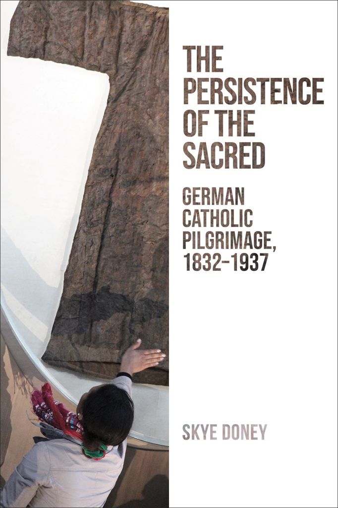 Cover image for The Persistence of the Sacred
