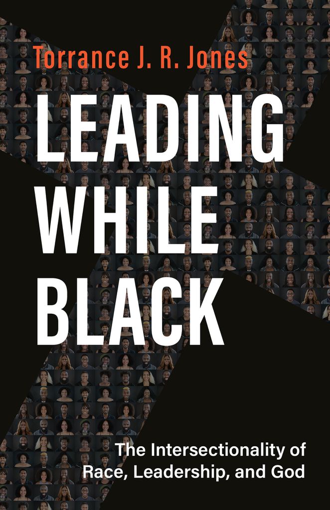 Cover image for Leading While Black