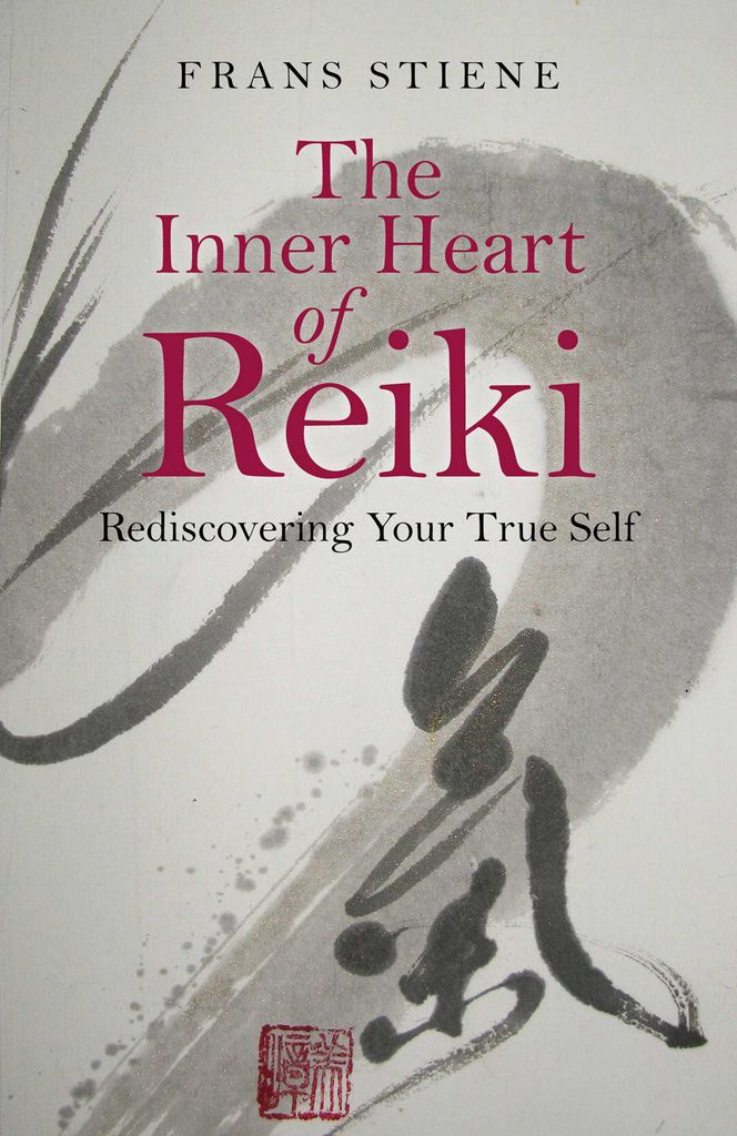 Cover image for The Inner Heart of Reiki