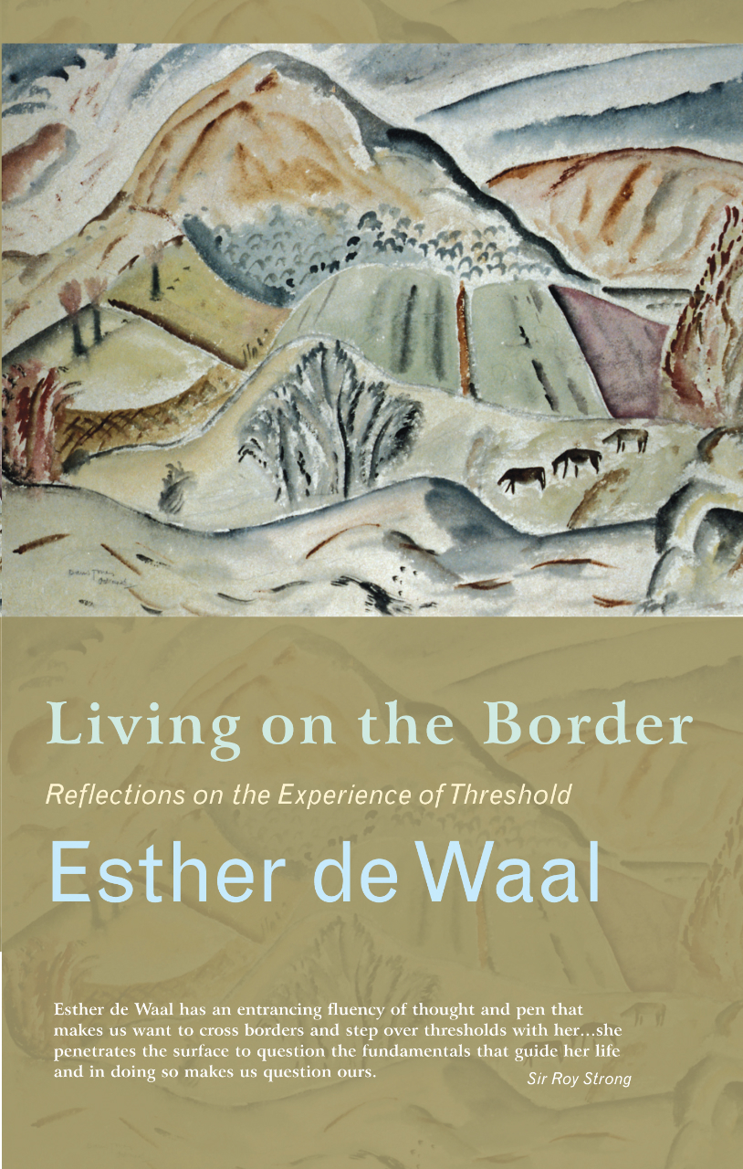 Cover image for Living on the Border