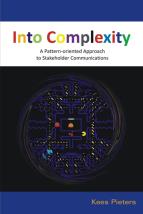 Into Complexity: A Pattern-oriented Approach to Stakeholder Communications