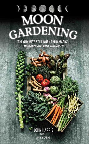 Cover image for Moon Gardening