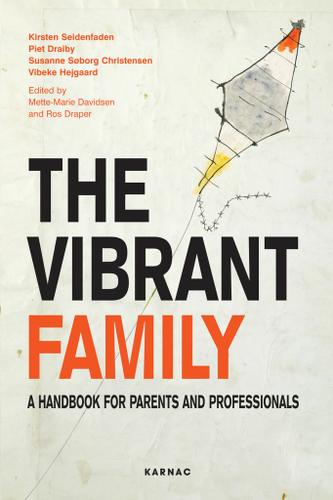 Cover image for The Vibrant Family